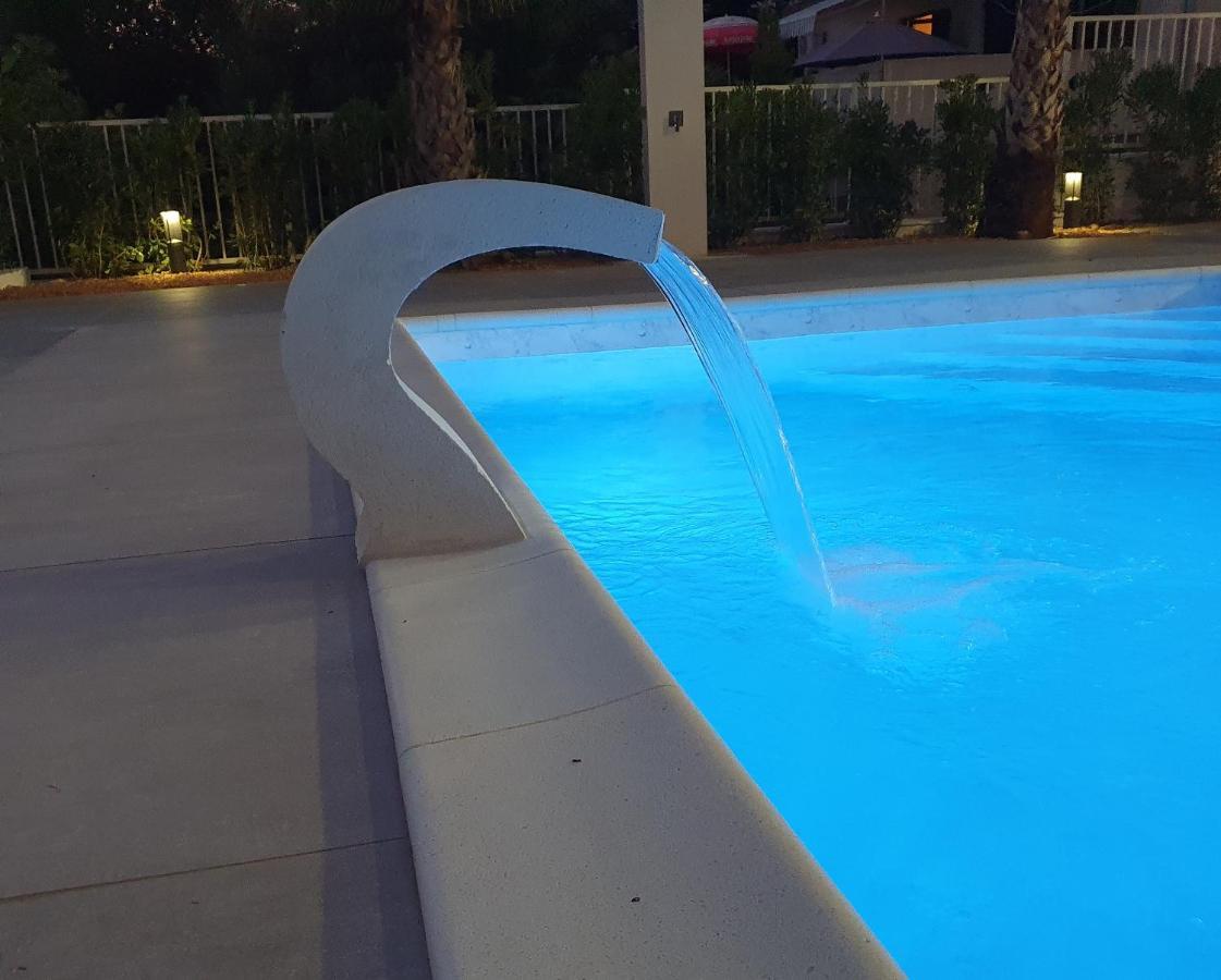 Villa Aquamarine Apartments Novalja Εξωτερικό φωτογραφία