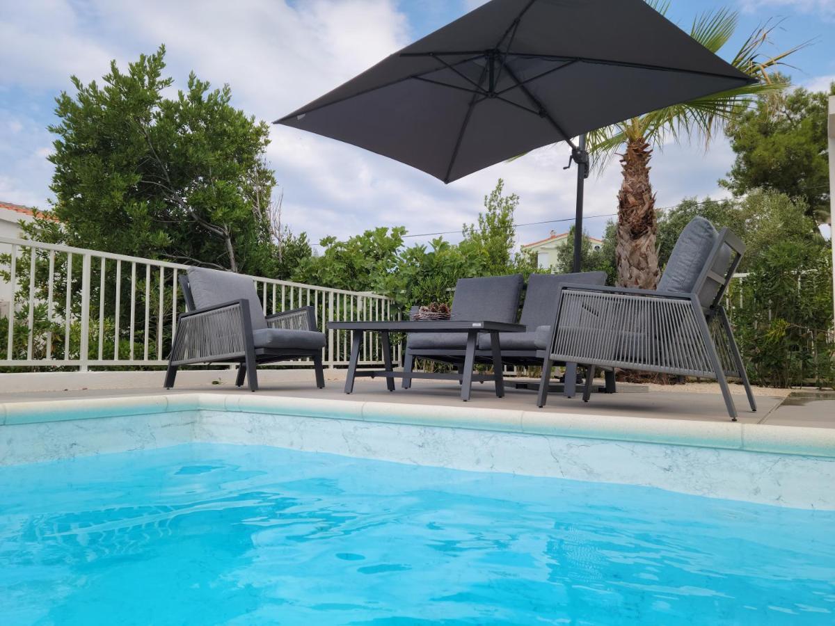 Villa Aquamarine Apartments Novalja Εξωτερικό φωτογραφία