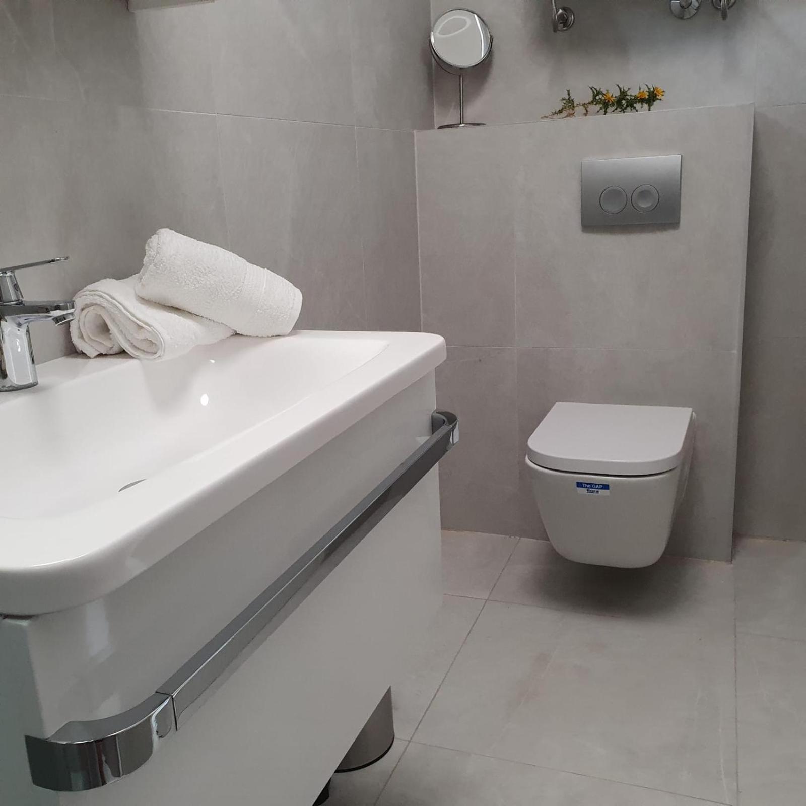 Villa Aquamarine Apartments Novalja Εξωτερικό φωτογραφία